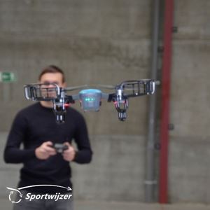 Indoor Drone vliegen 