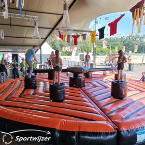 Sweeper huren + 1 begeleider Sweeper huren + 1 begeleider