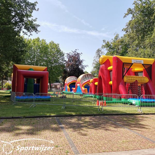 Mega stormbaan 115 meter Mega stormbaan 115 meter